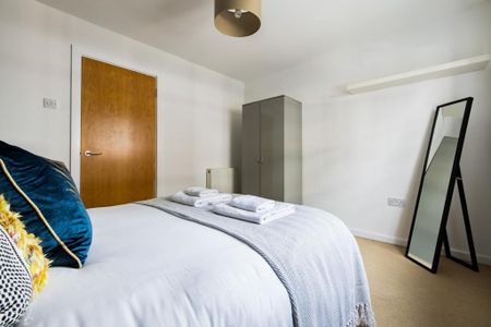 1 bedroom flat to rent - Photo 2