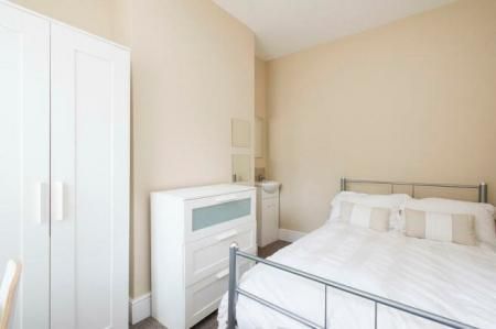 All Saints Terrace, Arboretum, Nottingham, NG7 - Photo 2