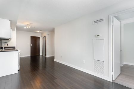 For Lease - 21 Iceboat Terrace Unit# 2711, Toronto, Ontario - Photo 2