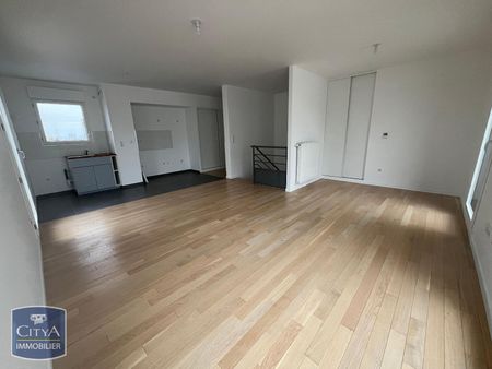 Location Appartement 4 pièces 107m² RUEIL MALMAISON 92500 - Photo 2