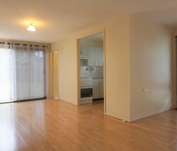 Renovated Beauty- in a quiet family cul-de-sac! - Photo 2