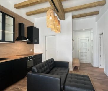 Apartamento de alquiler en Rúa de Gómez Ulla, Ensanche - Sar - Photo 1