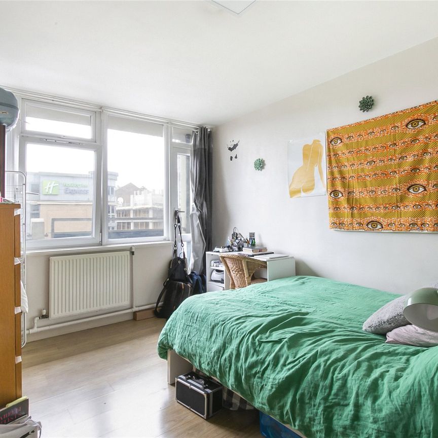 Charles Square, Shoreditch, London, N1 6HL - Photo 1
