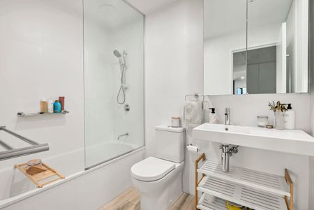 20706/7 Wharf Street, Hamilton QLD 4007 - Apartment For Rent | Domain - Photo 5