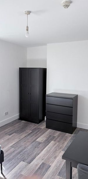 Room in a Shared House, Blenheim Street, BS5 - Photo 1