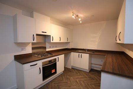 1 bed Flat for let - Photo 4