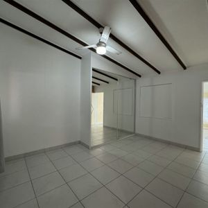Renovated and Spacious 2-Bedrooms Granny Flat with Solar Panels - Photo 2