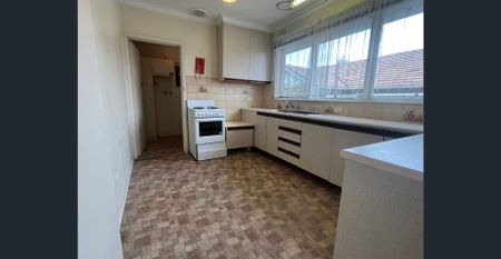 Privacy And Prime Position - Photo 5