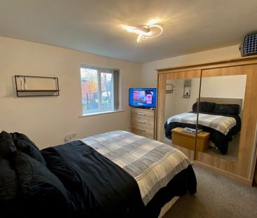 Station Square - Photo 5