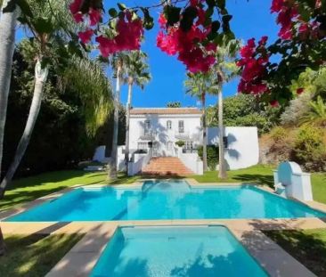 Alquiler de casa o chalet independiente en La Concha-Resina Golf - Photo 2