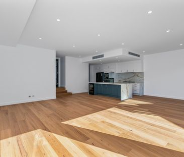 Register to Inspect / Timeless Elegance Meets Contemporary Coastal ... - Photo 6