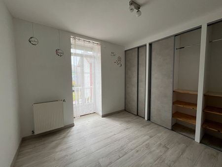 Location Appartement 5 pièces 132m² - Photo 3