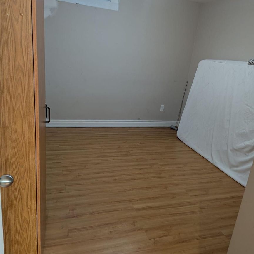 For Lease - 21 Knowles Drive, Toronto, Ontario - Photo 1