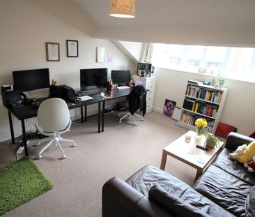 1 Bed Flat, Claremont Villas, LS2 - Photo 1