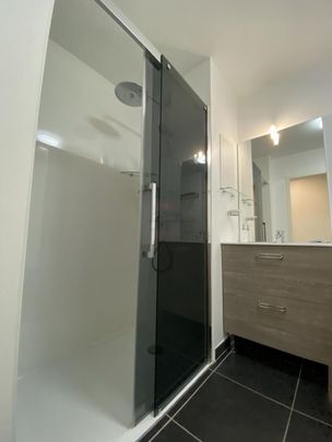 EN FRANCE SITUÉ A VEIGY-FONCENEX 1 MIN DOUANE ANIÈRES GE l IN FRANCE NO SWISS - Photo 1