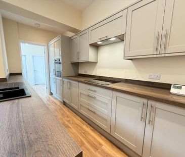 3 bedroom terraced house to rent - Photo 6