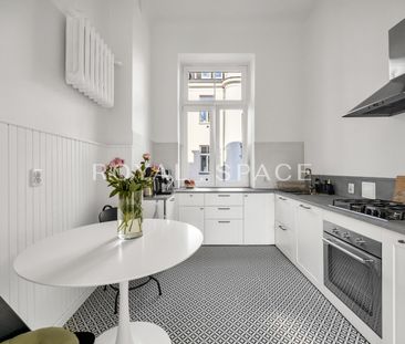 Apartament w kamiennicy na Śródmieściu z widokiem - Photo 5