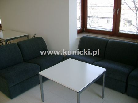 Warszawa, Śródmieście, Nowe Miasto, Franciszkańska - Photo 2