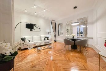 Calle del Cid, Madrid, Community of Madrid 28001