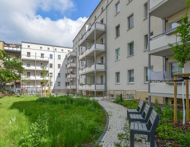 4 Zimmer in der City - frisch renoviert - ab sofort verfügbar - Foto 1