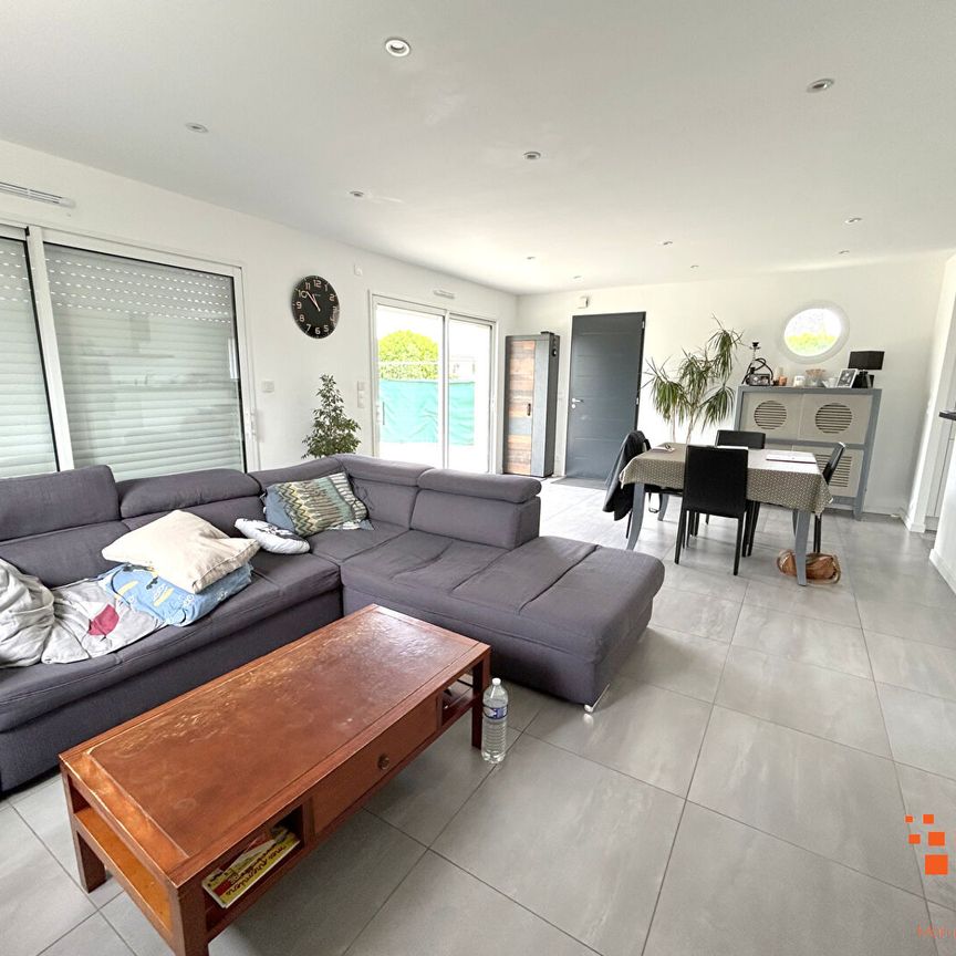 Location Maison 5 pièces 103m² - Photo 1