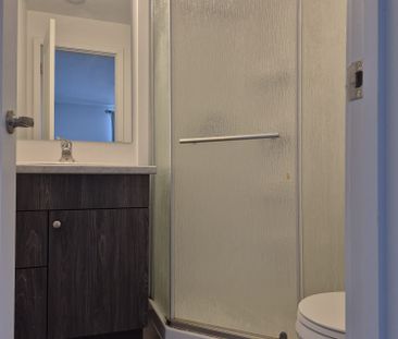 For Lease - 4263 Fourth Avenue Unit# 812, Niagara Falls, Ontario - Photo 1