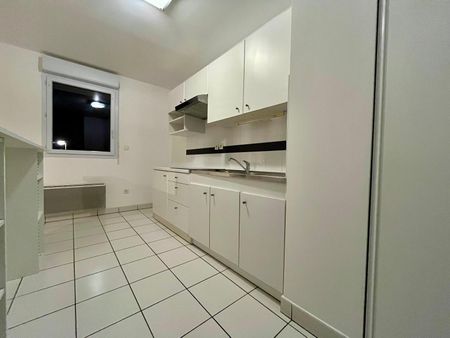 Location Appartement 3 pièces 60m² REZE 44400 - Photo 2