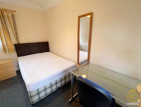 5 bedroom semi-detached house to rent - Photo 5