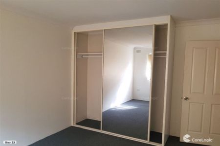 Neat & Tidy - Photo 3