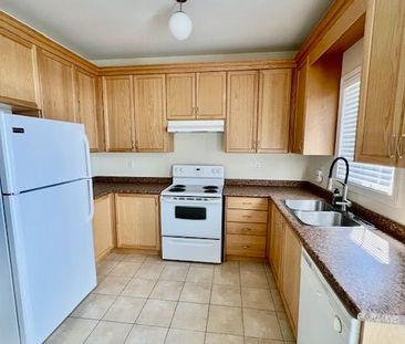 For Lease - 101 Alexie Way, Vaughan, Ontario - Photo 4