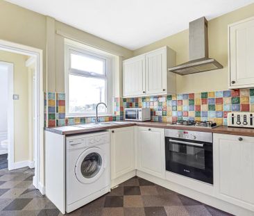 2 bedroom terraced house to rent - Photo 5