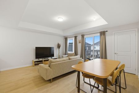 For Lease - 918 Parnian Private, Barrhaven, Ontario - Photo 4