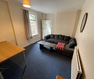5 bedroom terraced house to rent - Photo 1