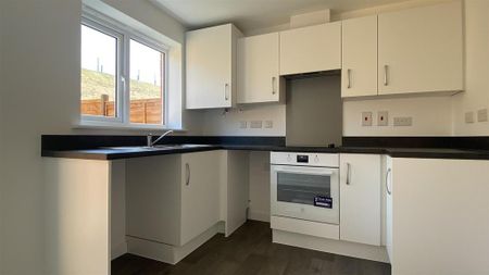 3 bedroom townhouse to rent - Photo 4