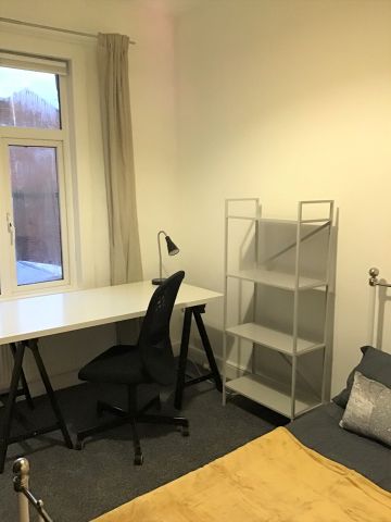 Room in a Shared House, Walsgrave Road, CV2 - Photo 3