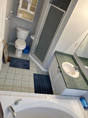 For Lease - 15 Queen Anne Drive, Brampton, Ontario - Photo 1