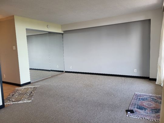 1314-2012 Fullerton Ave., North Vancouver - Photo 1