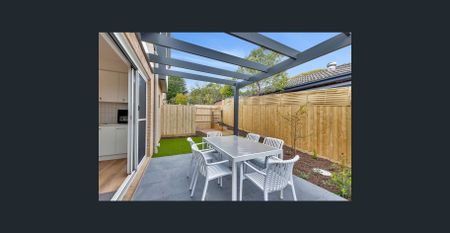 BRAND NEW ROOMING HOUSE – UTILITIES INCLUDED - ONE ROOM LEFT! - Photo 5