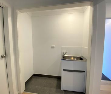 3/12 Clunes Street, Kingsbury VIC 3083 - Photo 5