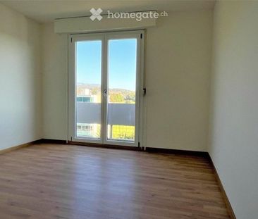 Wohnung in BellachHelle 3.5-Zimmer-Wohnung mit Balkon und Bergblick - Photo 3