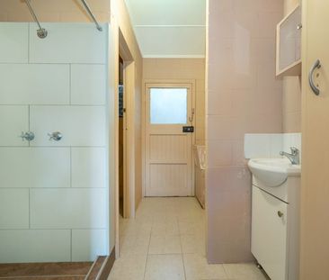 2/18 Lendrum St Newtown - Photo 6