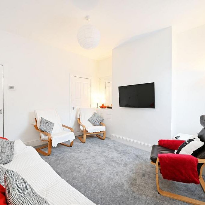 4 bedroom house share to rent - Photo 1