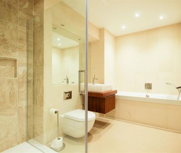 Kingfisher Way, Cambridge - Photo 1