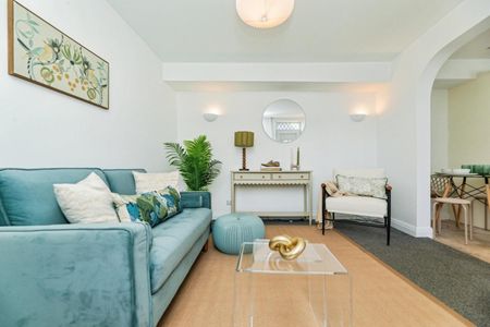 2 bedroom House To Let - Photo 4