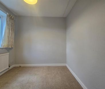 Bursdon Close, LE3, Leicester - Photo 2