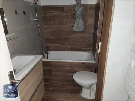 Location Appartement 2 pièces 49m² ST ETIENNE 42000 - Photo 5