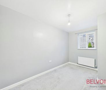 Town house to rent on - Photo 3