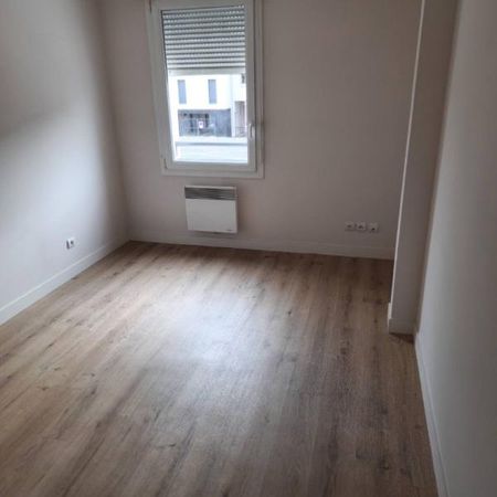 Location Appartement 2 pièces 42m² MONDEVILLE 14120 - Photo 4
