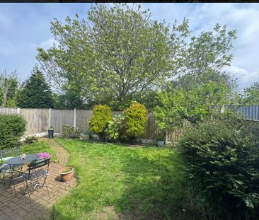 2 Bed Semi-Detached House, Amberley Close, L6 - Photo 4