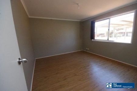 4 BEDROOMS IN CUL DE SAC - Photo 4